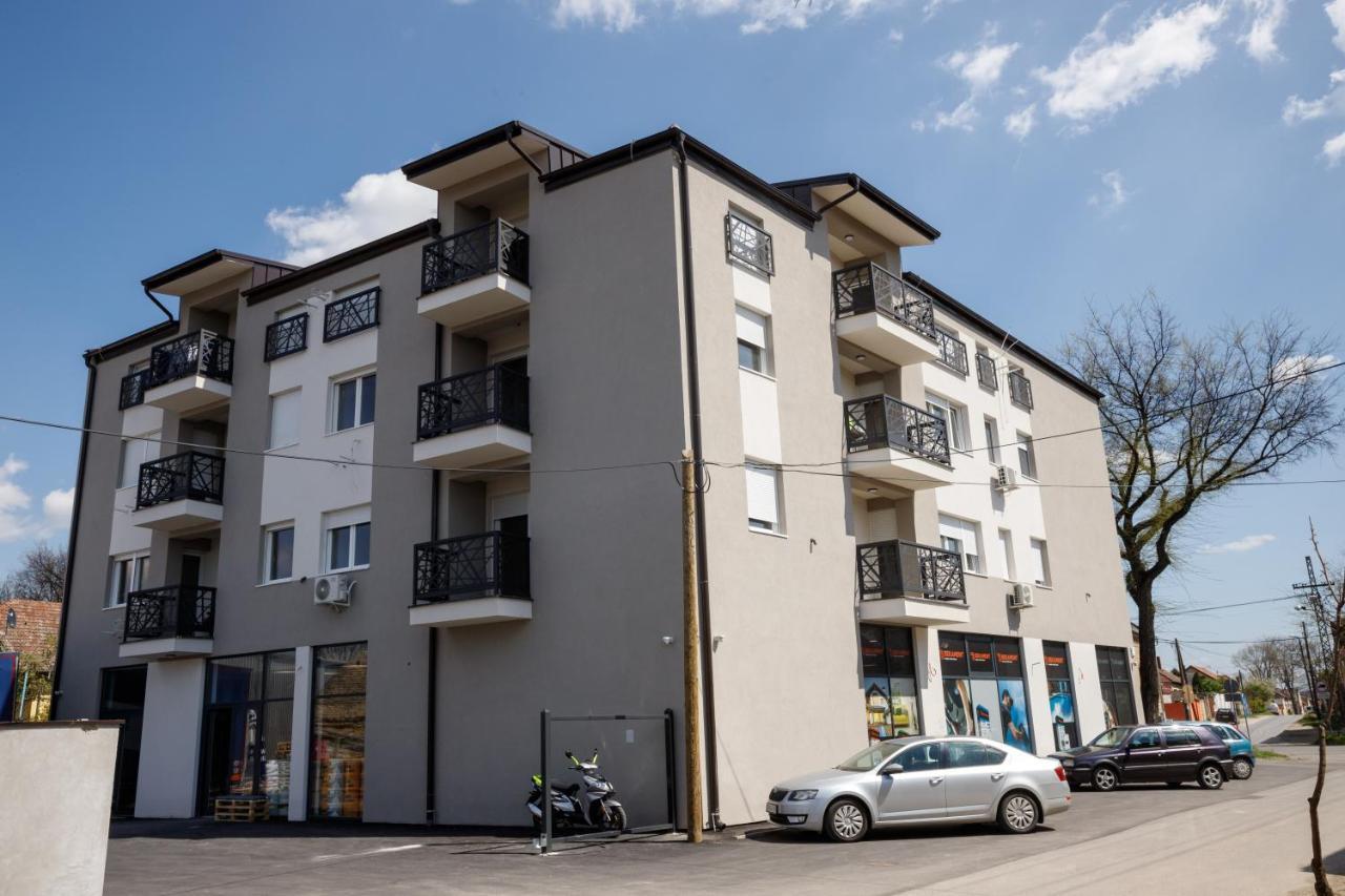 Apartman Miluro Суботиця Екстер'єр фото