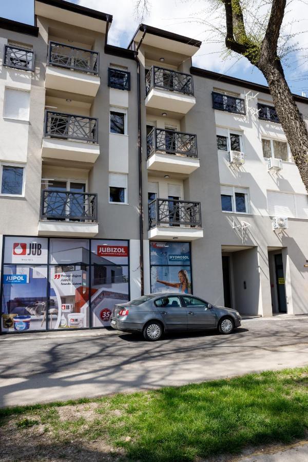 Apartman Miluro Суботиця Екстер'єр фото